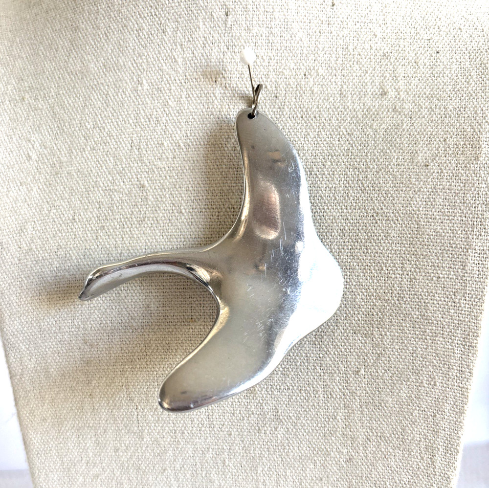 Vintage Hoselton Studios Aluminum Canadian goose pendant necklace
