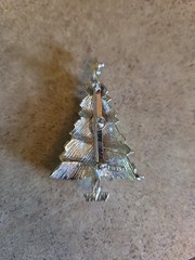 BJ Vintage Christmas Tree Pin Brooch Silver