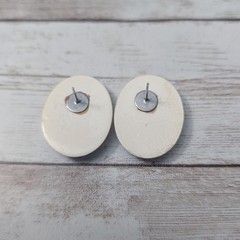 Vintage Stud Earrings For Pierced Ears Cream & Blue Retro Oval