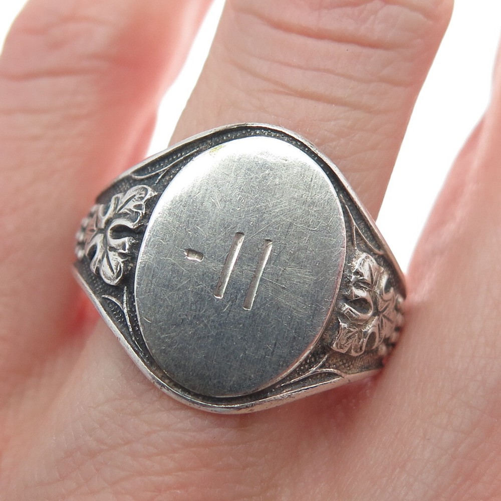 925 Sterling Silver Vintage Grape Oxidized Engraved Signet Ring Size 11.75