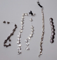 LOT OF FIVE SILVER TONE METAL BEAD STRANDS 8 – 16 mm bz8cr v88cr k50
