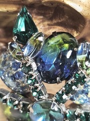 VTG Silvertone Blue & Green Split Color, Confetti Glass, Rhinestone Floral…