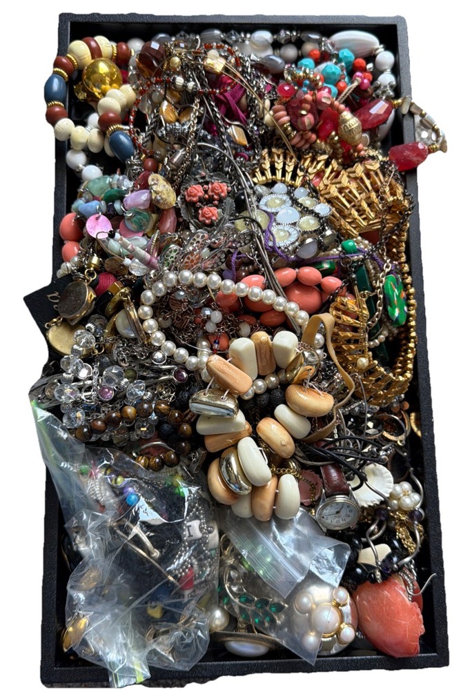 5.76 Lbs Bulk Craft Jewelry Lot Junk Repurpose Beads Wearable As Pictured As Is