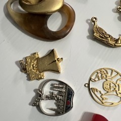 Vintage Large 30+ Pendant Collection | Mix Lot Rhinestones Gold Silver Tone