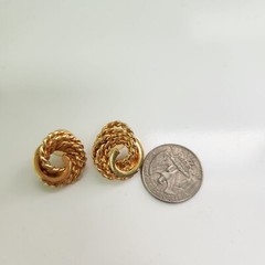 Vintage Rope Twist Wreath Stud Button Earrings