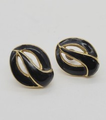 NAPIER Earrings Black & Gold Tone signed Pierced Vintage enamel .75 in
