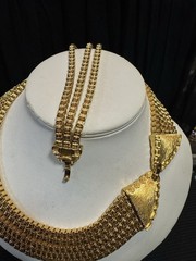 VTG Monet Gold Tone Open Work Flat Link Necklace and Bracelet Set Richly Gilded
