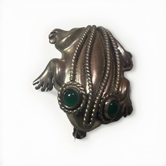 HEAVY Mexico Sterling Silver Green-Eyed Frog Pin Brooch