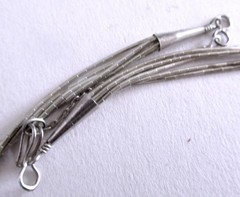 NATIVE AMERICAN STERLING NECKLACE w MALACHITE, 18 INCHES, 18 GRAMS