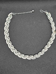Vintage 1960s Crown Trifari Brushed Silver-Tone Leaf Choker Necklace 15”