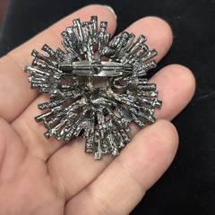 PIN BROOCH Dark GRAY Stones in SILVER SUNBURST
