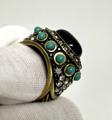 VINTAGE HEIDI DAUS BLACK, RHINESTONE, LIGHT BLUE ACCENTED SIZE 7.5 RING N223