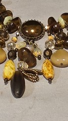 VINTAGE NANCY K CZECH REPUBLIC BIB 20″ CRYSTAL BROWNS NATURE GLASS NECKLACE