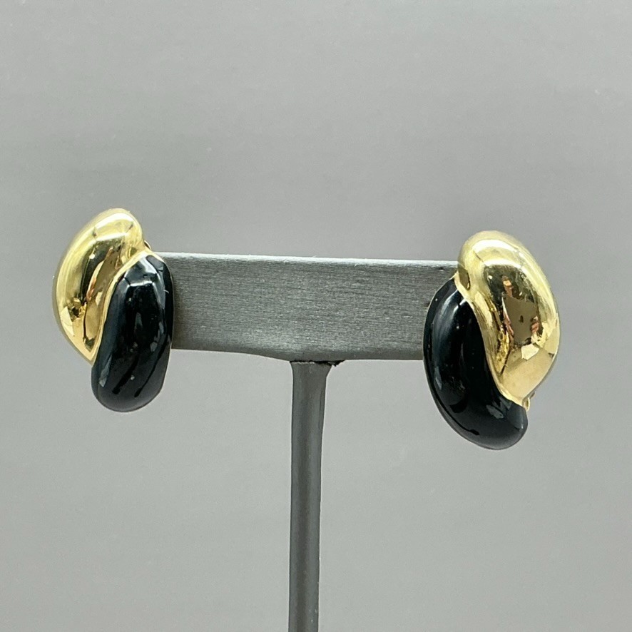 Carolee Vintage Earrings Black Enamel Gold Tone Sculptural Clip On Statement