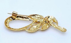 elegant Vintage style Gold Tone plant flower shape fashion jewelry Brooch/pin