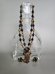 VTG Black Faceted Bead Gold Filigree Tassel Pendant Necklace Clip Earring Set
