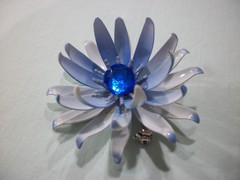 ViNTaGE 3 PiEcE MeTaL ENaMeL **BLUES/RHINESTONE** FLoWeR PiN CoLLeCTiOn / LoT