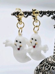 Halloween Earrings Ghost Shape Dangle Clip On Plastic Gold tone 2.5 in