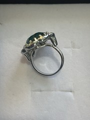Vintage Sarah Coventry Emerald Green Rhinestone Halo Adjustable Ring 6-9