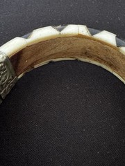 Vintage Boho Chunky Bovine Bone & Horn Hinged Bangle Bracelets – Set of 2