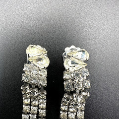 Vintage Rhinestone Earrings Clip Shoulder Duster 3.25″ Long Dangles Chandelier