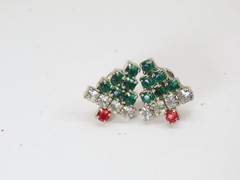 Christmas Trees Rhinestone Earrings Pierced Silver Tone Prong D3090