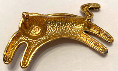 Vintage Anne Klein Gold Tone/Black 2.5″ Striped Happy Relaxing Cat Brooch/Pin