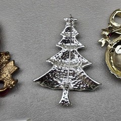 Vintage Christmas Brooch Lot Candy Cane Tree Ornament Bell Gift Jane Signed 6 Pc