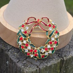 Vintage Christmas Wreath Brooch Red Rhinestone Enamel Holiday Jewelry Shiny pin