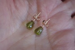 Natural 7MM Faceted Peridot Briolette Gemstone Diamond Cut Stud Earrings 14K GF