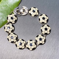 FIFA Soccer Ball Vintage Bracelet Sports Estate Jewelry Pre-Owned 7″ Foldover