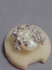 Opalite cabochon ring W/cherry blossom design silvertone metal red stones size 6