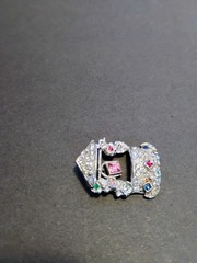 Vintage Rhinestone Wishing Well Pin Brooch Silver Tone 1.25″X1″ Unsigned
