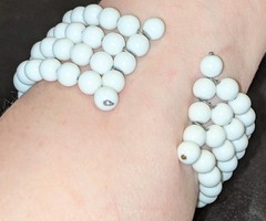 Vintage Mid-Century White Beaded Memory Wire Stretch Cuff Bracelet