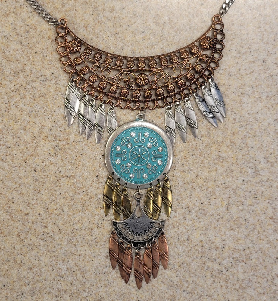 Tribal 18in Bib Necklace Copper And Silver Tone Dangling Feathers Boho Vintage