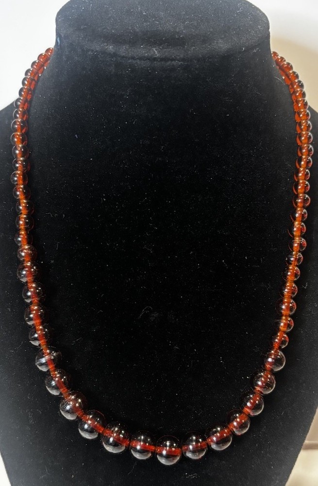Vintage Glass Bead Necklace 18” Graduated Cognac Brown Barrel Clasp