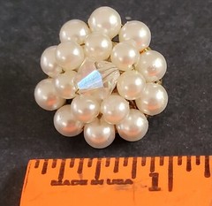 Vintage faux pearl clip on earrings made in Japan please refer to photos