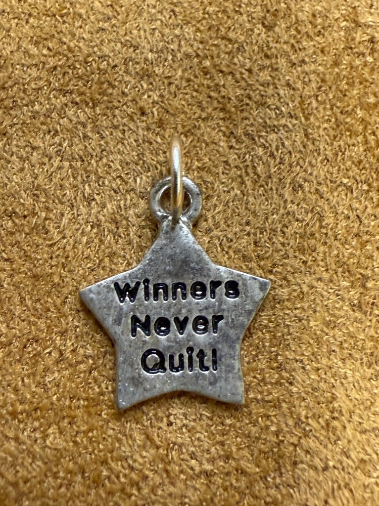 Vintage Winners Never Quit! Star-Shaped Sterling Silver Charm Pendant 4801