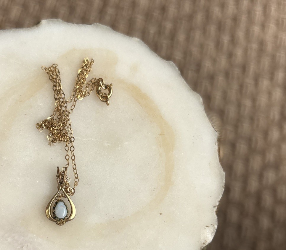 Vintage Marked 1/20 14k GF Gold Filled Necklace W Opal Pendant 16” Chain 1.15g