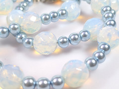 Vtg Opalite Opal Moonstone Glass Opalescent Blue Faux Pearl Bead Necklace