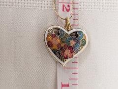 Vintage Cloisonne Puffy Two Sided Heart Floral Pendant Gold Toned Chain Necklace