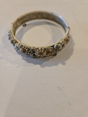 Vintage Multi Colored Flower Gold Tone Clasp Bangle Bracelet