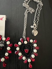 Betsey Johnson Rockin Riches Necklace and Earrings Set Rare – G2