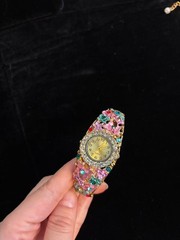 Vintage Jewelry Lot (8) 2 Watches 1 Bracelet 5 Brooches Mint Japan