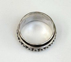 Vtg Sterling Silver 925 CZ 10mm Wide Hammered Spinner Fidget Band Ring Size 6