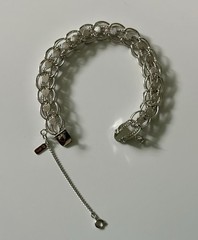 Vintage Monet Silver HEART Double Link Charm BRACELET – 8” – NEW + UNWORN!