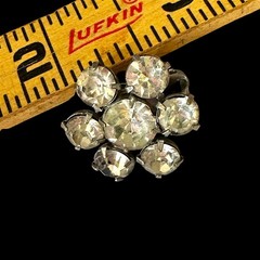 Daisy Weiss Sparkling Rhinestone Silver Vintage Flower Earrings Clip .75 in