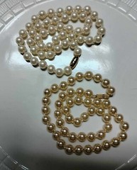 2 VINTAGE FAUX PEARL ROUND BEAD STRAND NECKLACES -16″