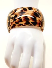 B001 Vintage boho Animal Print Acrylic Cuff 1.5″ Wide fashion jewelry Bracelet