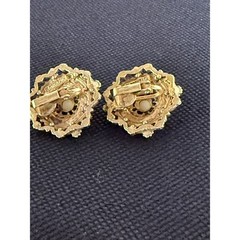 Vintage Florenza Filigree Clip‑On Earrings – Red Enamel & Pearl Center